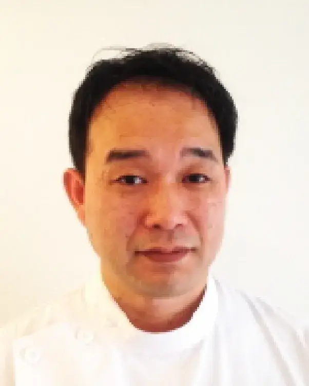 柔道整復師・カイロプラクター 岡谷 信介